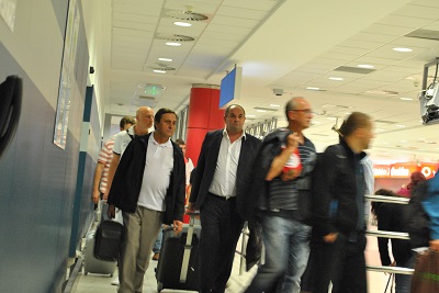 Miroslav Pelta po příletu z Amsterdamu. Zdroj: CNI/KPKP